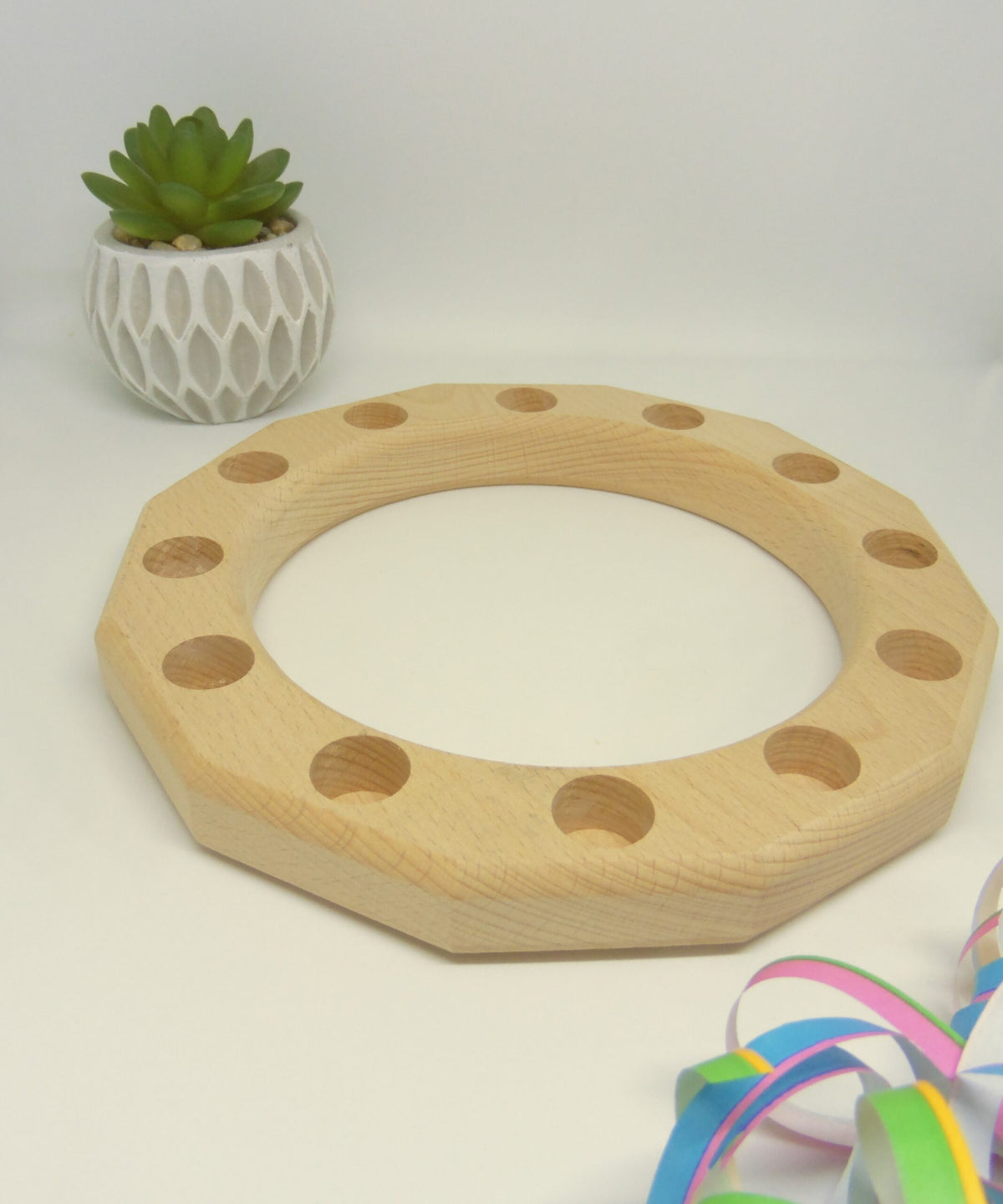 CIRCLE OF WOOD