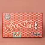 Doos van Chill Pepper Sweets met rood patroon