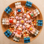 Mandala van houten Sweets en Gumballs van Chill Pepper in een houten schaal