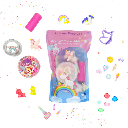 Unicorns Busy Bag van Invitation to Imagine, verpakking met eenhoorn-accessoires
