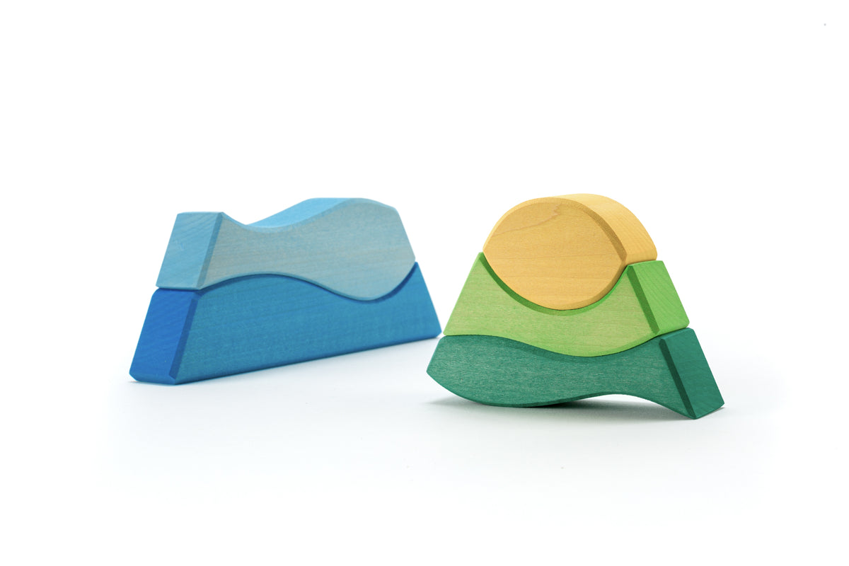Houten stapel berg blauw, Ocamora