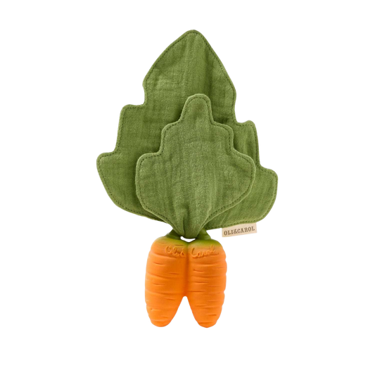Oli&Carol mini doudou-bijtring Cathy the Carrot met mousseline blad