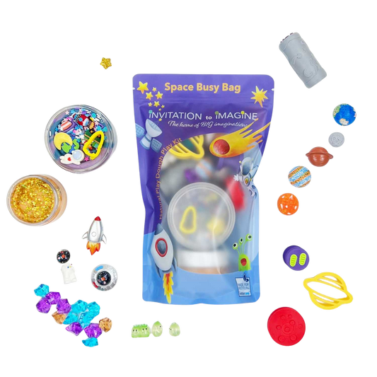 Space Busy Bag van Invitation to Imagine, verpakking met ruimte-accessoires