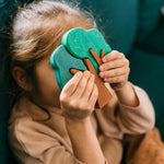AVDAR vlakke houten bomenset met drie bomen in bosgroen