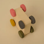 White Square houten voertuig, Toyto