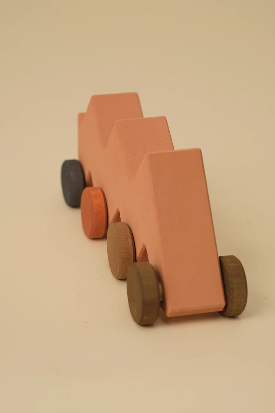 Zigzag Houten Voertuig, Toyto