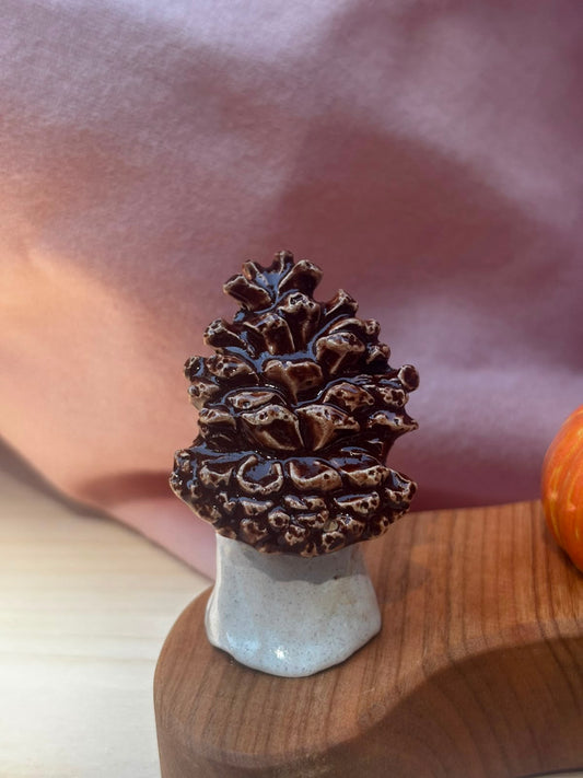 Keramieken steker Dennenappel | Lekker Sofisch