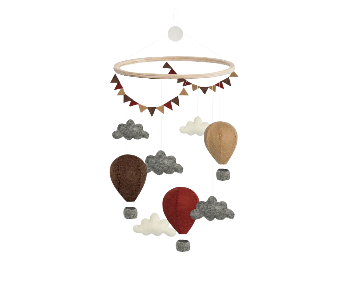 Mobile vilten luchtballonnen en vlaggetjes, beige/bruin | Gamcha