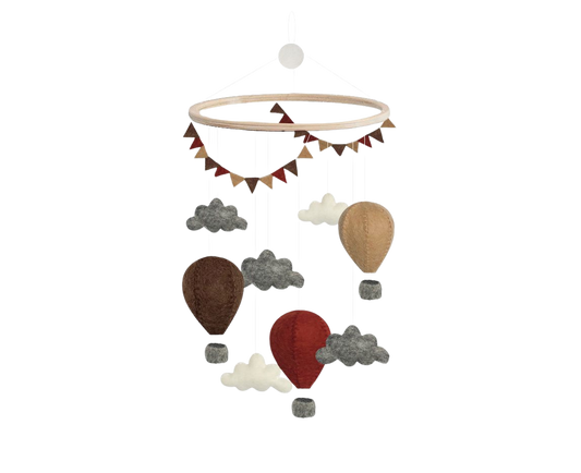 Mobile vilten luchtballonnen en vlaggetjes, beige/bruin | Gamcha