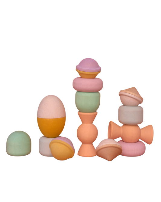 Chill Pepper Treats, houten stapel- en tolspel in pastelkleuren met een geel Magic Egg