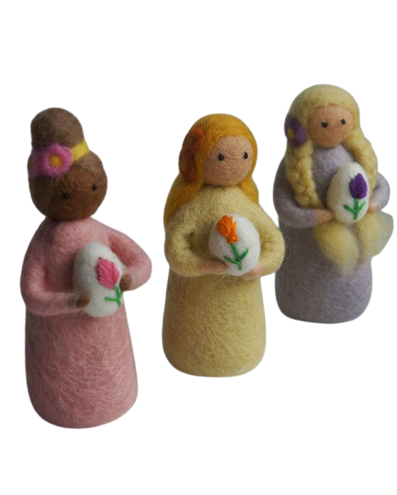 Paasmeisjes met eitjes, 3-delig | Gamcha