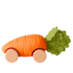 Oli&Carol speelgoedautootje Cathy the Carrot, wortelvorm op houten wieltjes