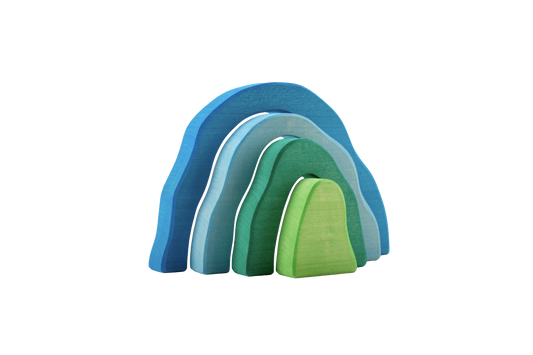 Blauwe houten grot van Ocamora met een ronde opening